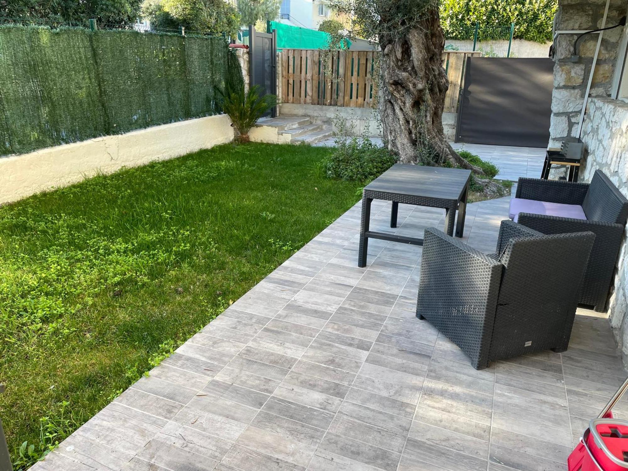 Joli Rez De Jardin 4 Pieces A Cagnes Sur Mer Luaran gambar