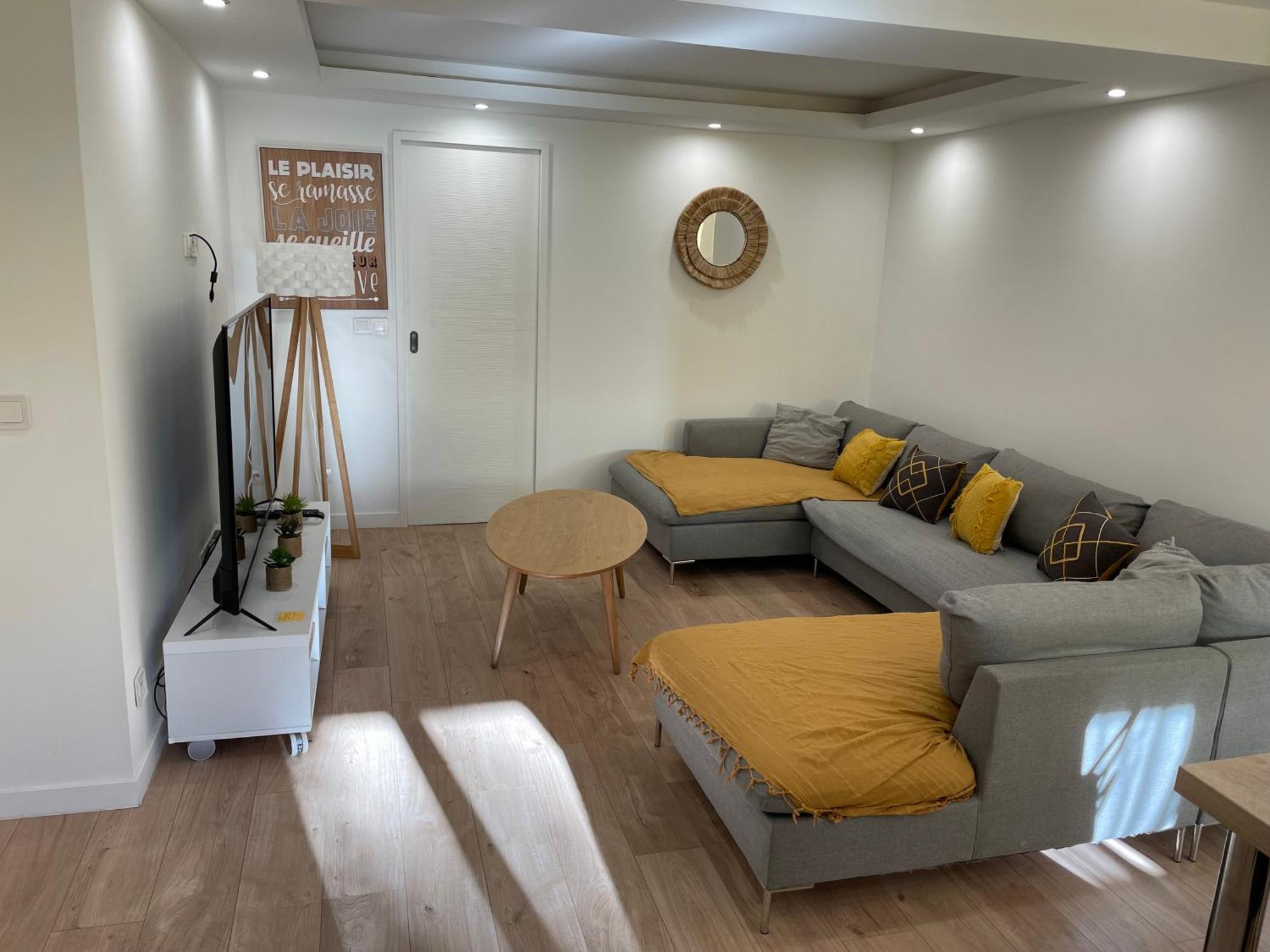 Joli Rez De Jardin 4 Pieces A Cagnes Sur Mer Luaran gambar